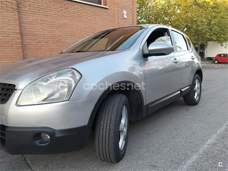 Beige Usado 2008 Nissan Qashqai Acenta SUV | 5490 € (Precio justo) - Imagen 1/4