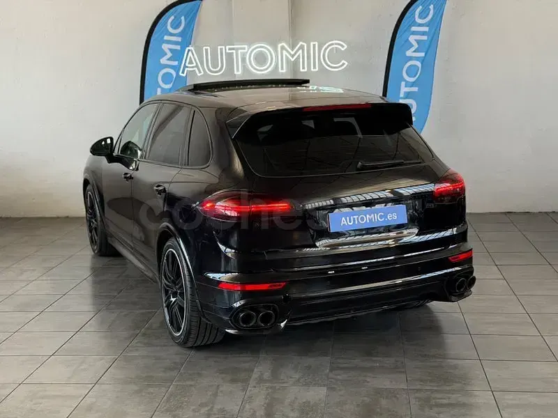 Usado Porsche Cayenne GTS 440 CV (323 kW) 2015 Negro SUV