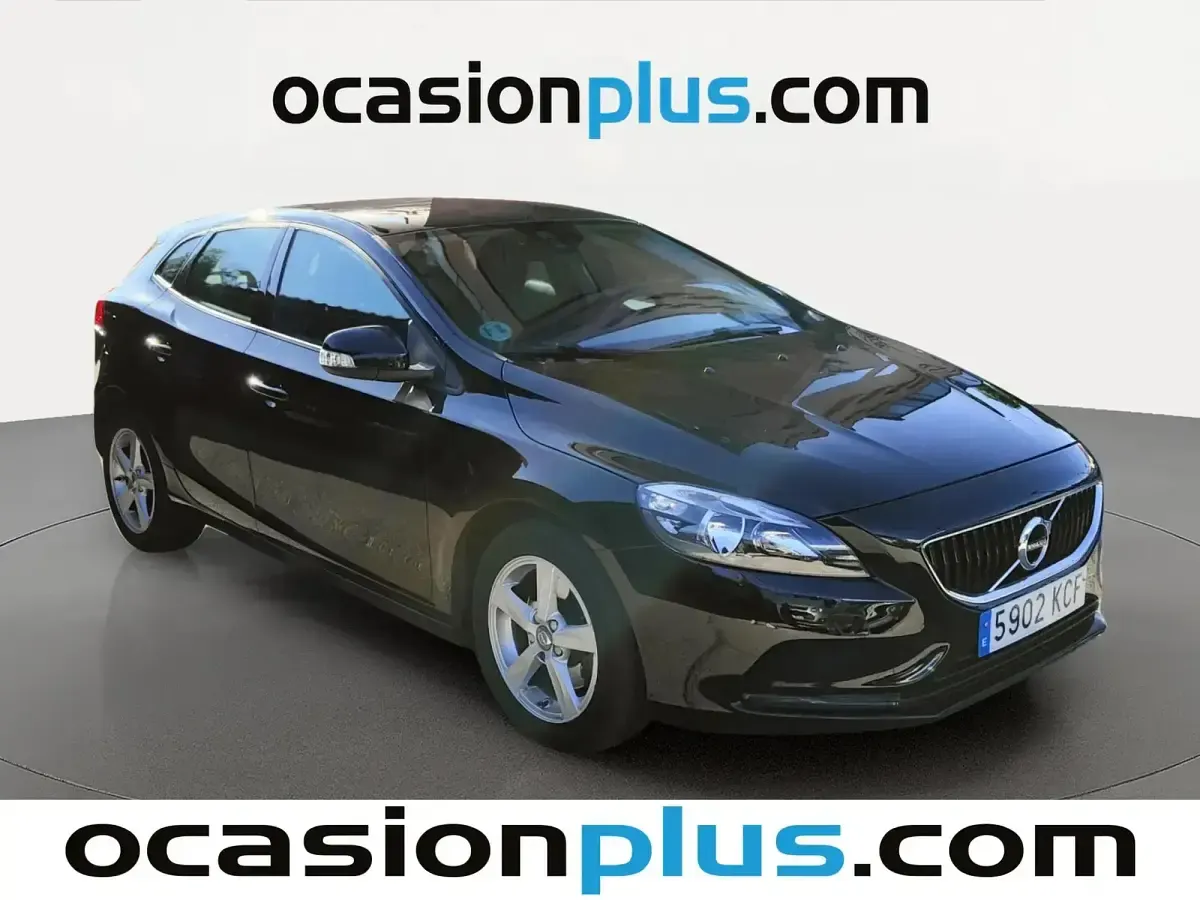 Usado Volvo V40 Kinetic 122 CV (89 kW) 2017 Negro Berlina