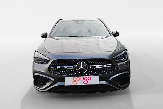Używany Mercedes GLA200 150 KM (110 kW) 2025 Szary SUV