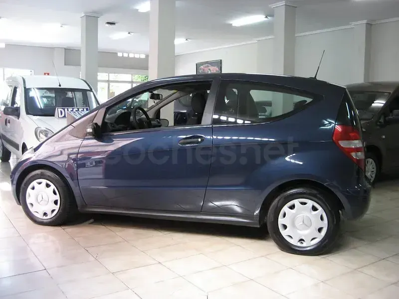 Usado Mercedes A160 Avantgarde 82 CV (60 kW) 2006 Azul Berlina