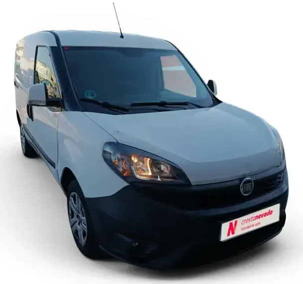 Usado Fiat Doblò 95 CV (69 kW) 2021 Blanco Monovolumen