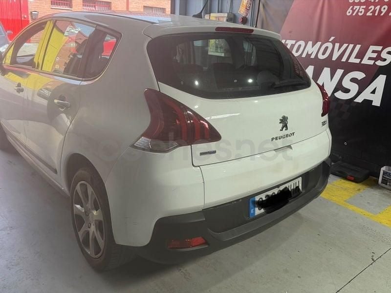 Occasion Peugeot 3008 Access 120 ch (88 kW) 2015 Blanc Break