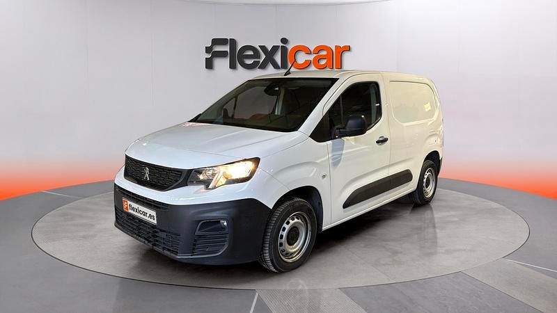 Usado Peugeot Partner 102 CV (75 kW) 2022 Blanco Monovolumen