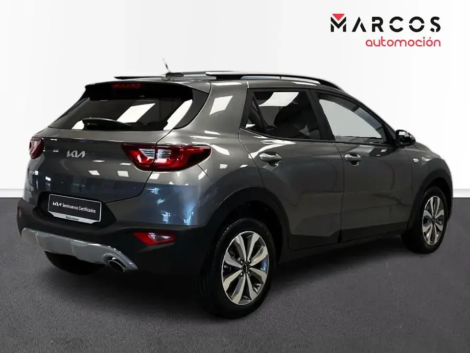Usado Kia Stonic 84 CV (61 kW) 2024 SUV