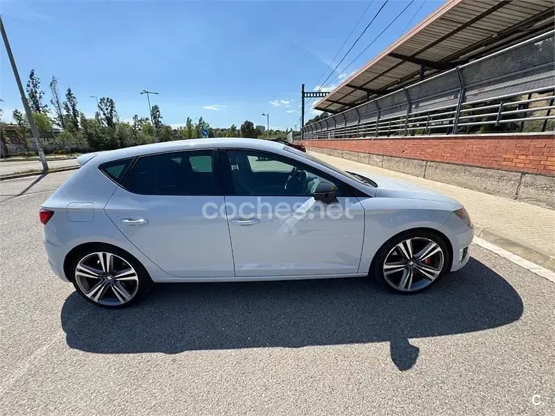 Usado Seat Leon CUPRA 280 CV (205 kW) 2015 Blanco Berlina