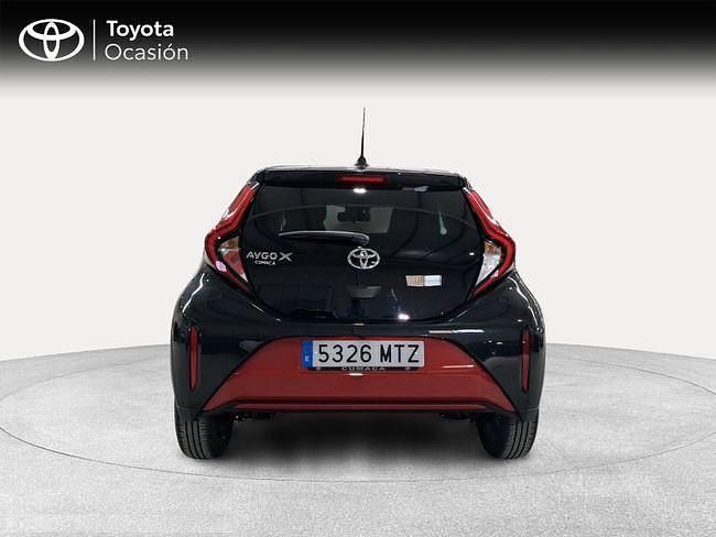 Usado Toyota Aygo X 72 CV (52 kW) 2024 Granate SUV