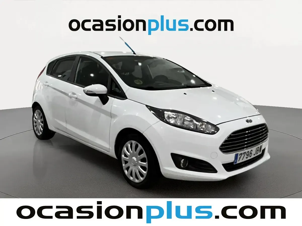 Usado Ford Fiesta Trend 75 CV (55 kW) 2014 Blanco Utilitario