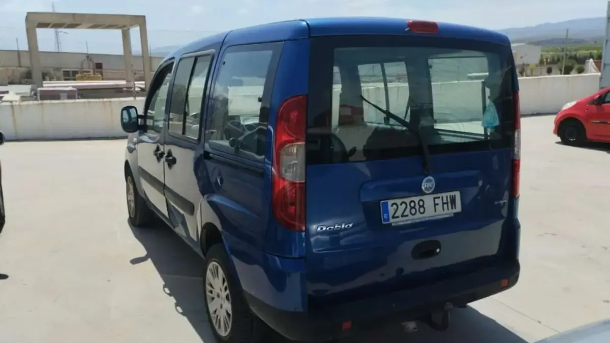 Usado Fiat Doblò Active 105 CV (77 kW) 2006 Monovolumen