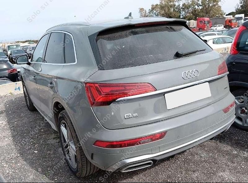 Usado Audi Q5 S-Line 204 CV (150 kW) 2022 Gris SUV