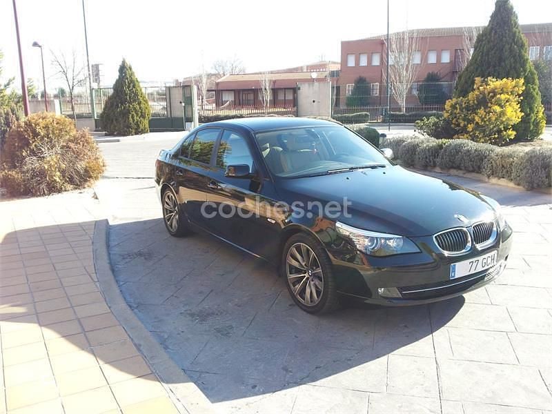 Usado BMW 525 Sport Line 218 CV (160 kW) 2008 Negro Berlina