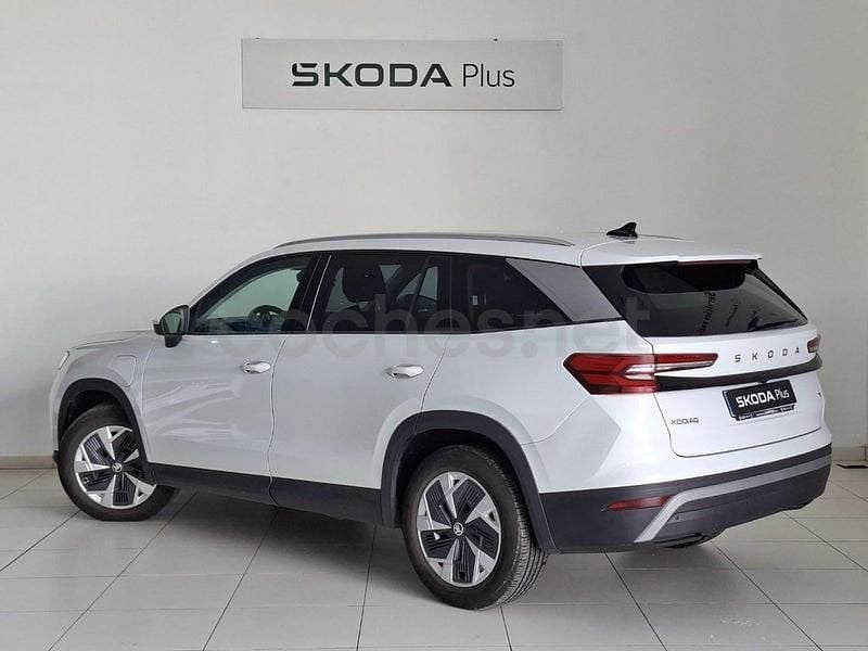 Usado Skoda Kodiaq Selection 204 CV (150 kW) 2024 Blanco SUV