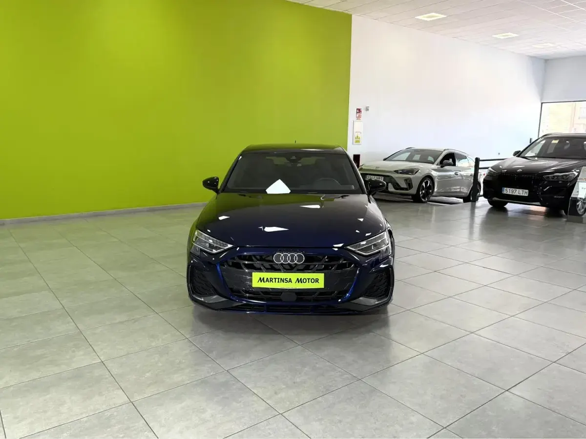 Usado Audi A3 e-tron S-Line 116 CV (85 kW) 2024 Azul Utilitario