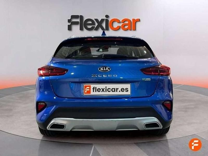 Usado Kia XCeed 141 CV (103 kW) 2021 Azul SUV