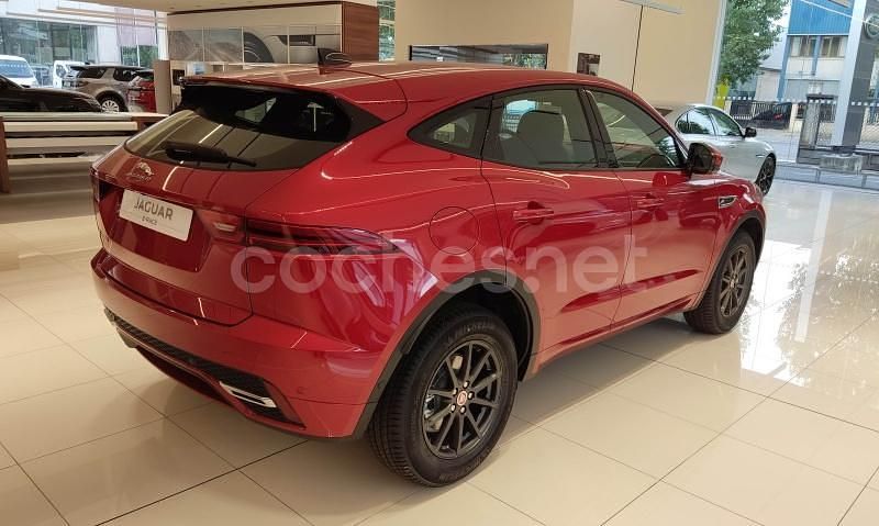 Usado Jaguar E-Pace R-Dynamic 163 CV (119 kW) 2021 Granate SUV