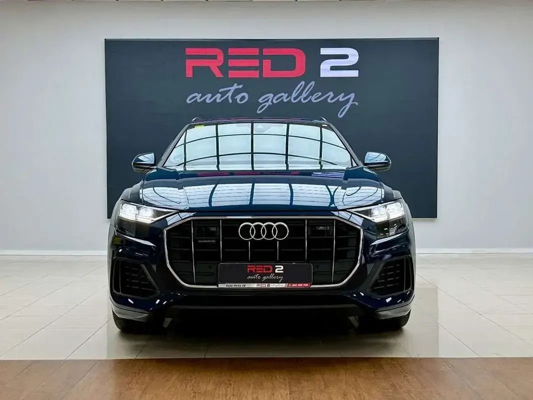 Usado Audi Q8 S-Line 381 CV (280 kW) 2021 Azul SUV