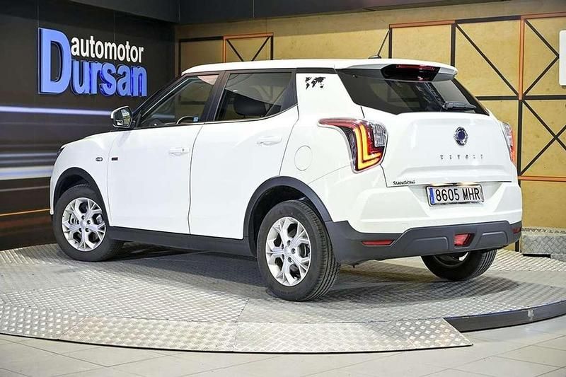 Usado Ssangyong (KGM) Tivoli 128 CV (94 kW) 2023 Blanco SUV