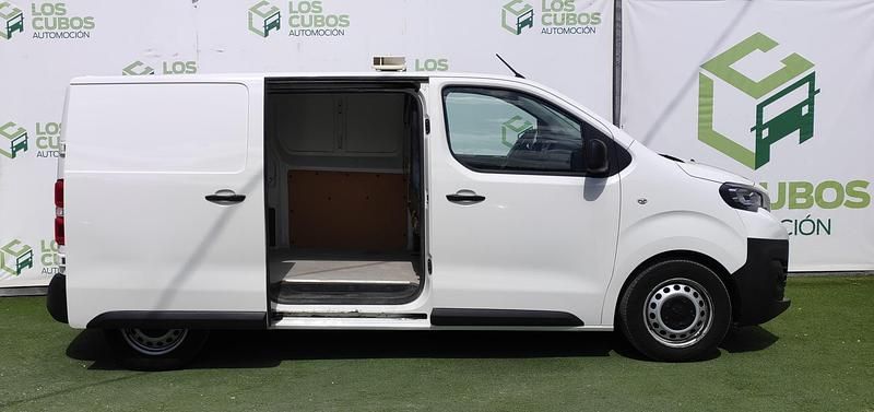 Usado Peugeot Expert Premium 115 CV (84 kW) 2018 Blanco Van