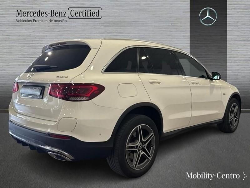 Usado Mercedes GLC300 AMG line 194 CV (142 kW) 2020 Blanco polar  pintura unicolor