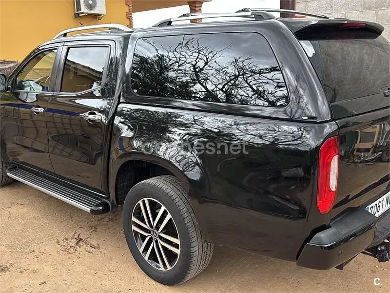 Usado Mercedes X250 Progressive 190 CV (139 kW) 2018 Negro Pickup/Camioneta