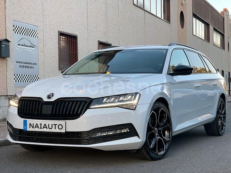 Blanco Usado 2022 Skoda Superb Style Familiar | 20.990 € (Precio justo) - Imagen 1/4