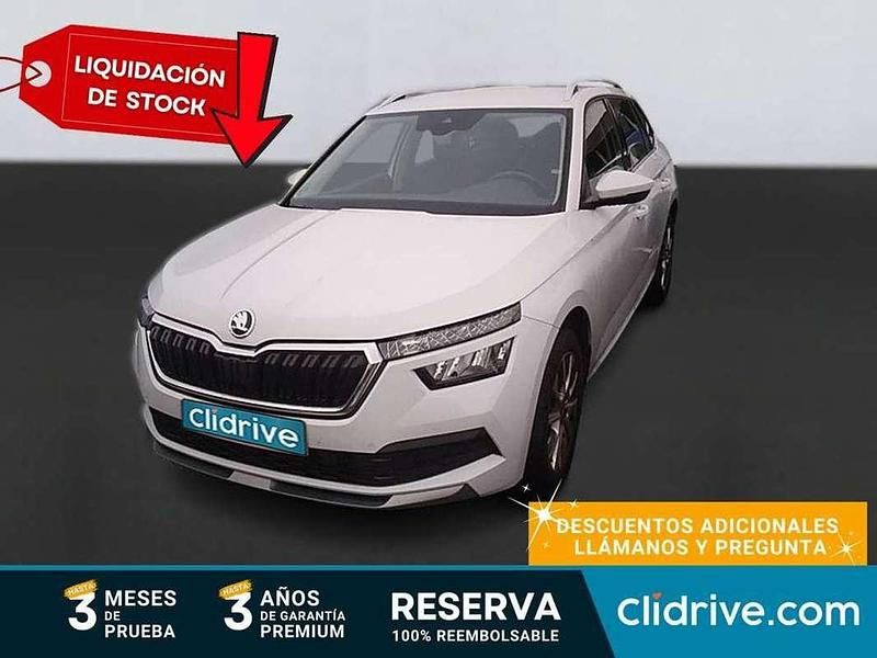 Usado Skoda Kamiq Ambition 116 CV (85 kW) 2022 Blanco SUV