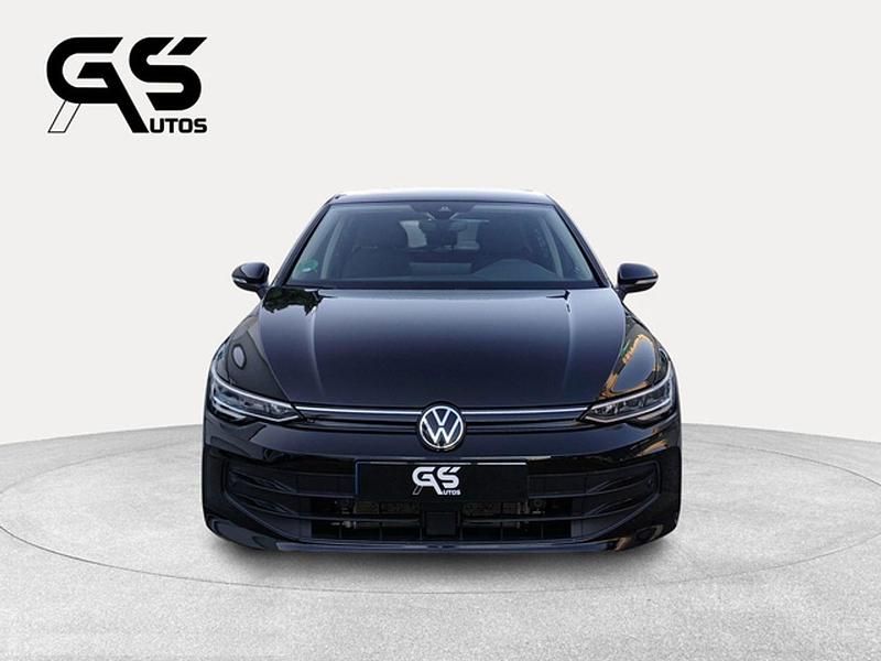 Usado VW Golf VIII 116 CV (85 kW) 2025 Negro Berlina