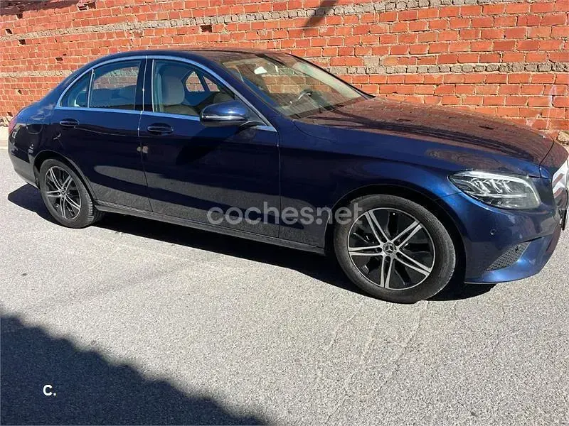 Usado Mercedes C220 194 CV (142 kW) 2019 Azul Berlina