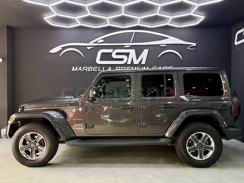 Usado Jeep Wrangler Sahara 200 CV (147 kW) 2019 Gris / plata SUV