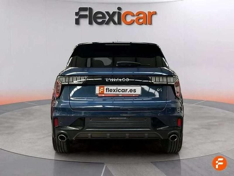 Usado Lynk & Co 01 261 CV (191 kW) 2022 Negro SUV