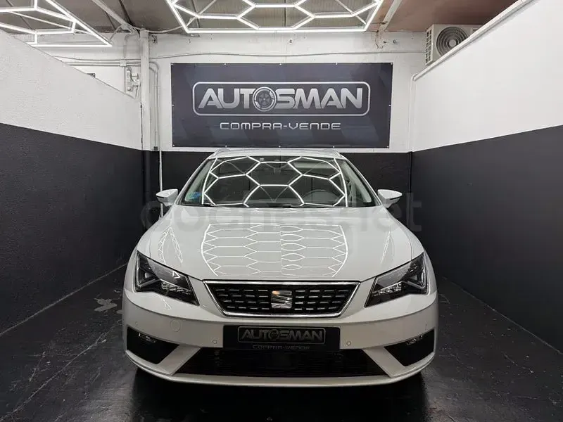 Usado Seat Leon XCELLENCE 130 CV (95 kW) 2019 Blanco Familiar