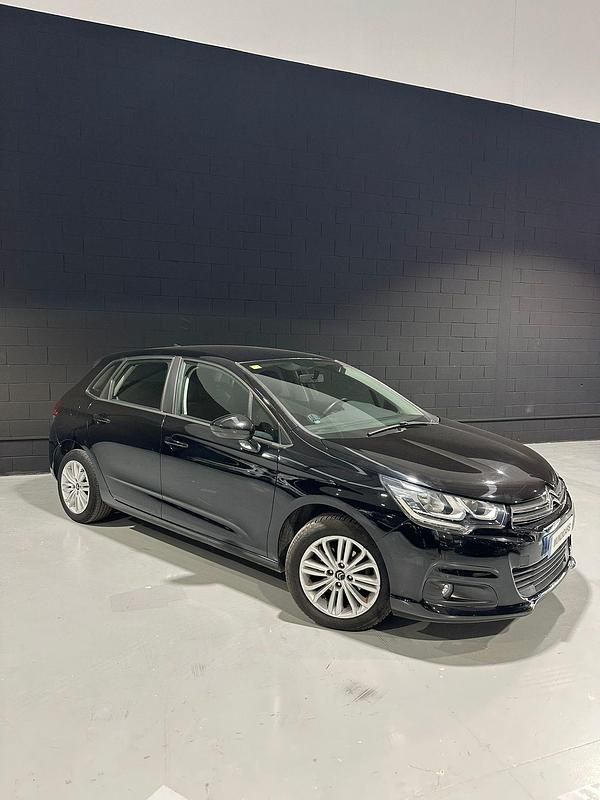 Usado Citroën C4 Feel 99 CV (72 kW) 2016 Negro Berlina