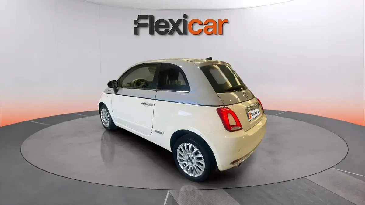 Usado Fiat 500 Dolcevita 71 CV (52 kW) 2021 Blanco Berlina