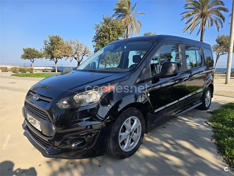 Usado Ford Tourneo Connect Titanium 120 CV (88 kW) 2017 Negro Monovolumen