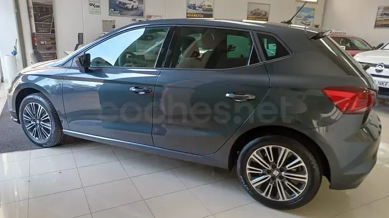 Nuevo Seat Ibiza Style Plus 115 CV (84 kW) 2026 Gris / plata Utilitario