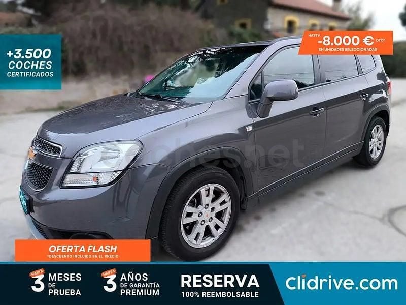 Usado Chevrolet Orlando LT 130 CV (95 kW) 2012 Gris / plata Monovolumen
