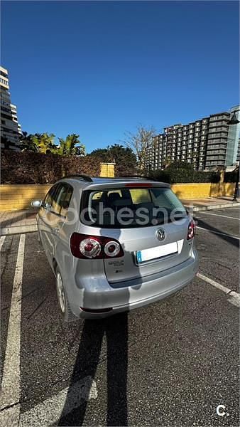 Usado VW Golf Plus Cross Advance 105 CV (77 kW) 2010 Gris / plata Monovolumen