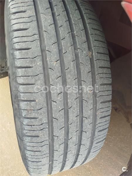 Usado Citroën C4 90 CV (66 kW) 2009 Rojo Berlina