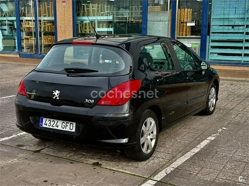 Usado Peugeot 308 Premium 112 CV (82 kW) 2009 Negro Berlina