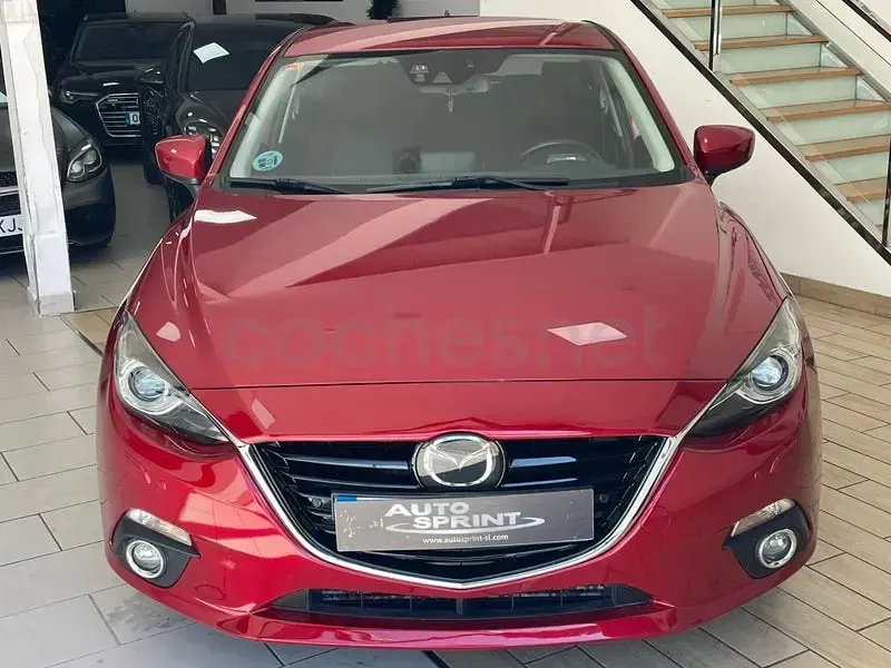 Usado Mazda 3 Luxury 150 CV (110 kW) 2015 Rojo Berlina