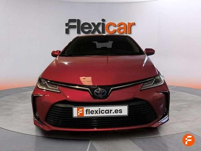 Usado Toyota Corolla Active 122 CV (89 kW) 2022 Rojo Utilitario