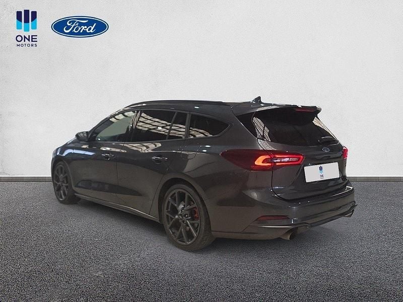 Usado Ford Focus ST 280 CV (205 kW) 2025 Gris magnetic (metalizado)