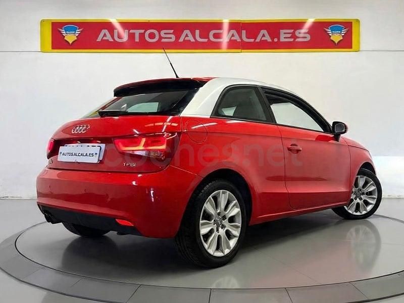 Usado Audi A1 Ambition 122 CV (89 kW) 2010 Rojo Utilitario