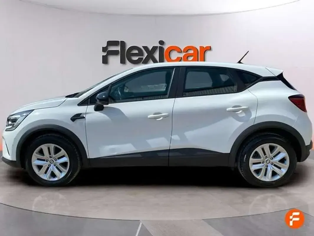 Usado Renault Captur Zen 101 CV (74 kW) 2022 Blanco SUV