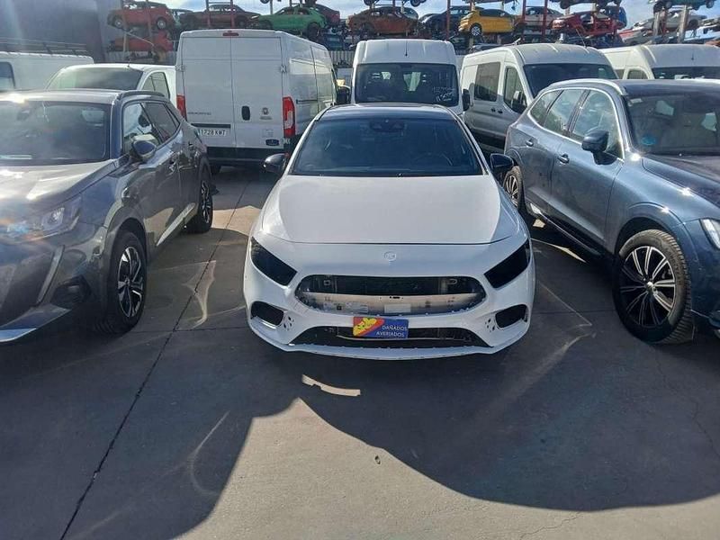 Blanco Usado 2019 Mercedes A35 AMG AMG Utilitario | 24.500 € - Imagen 1/4