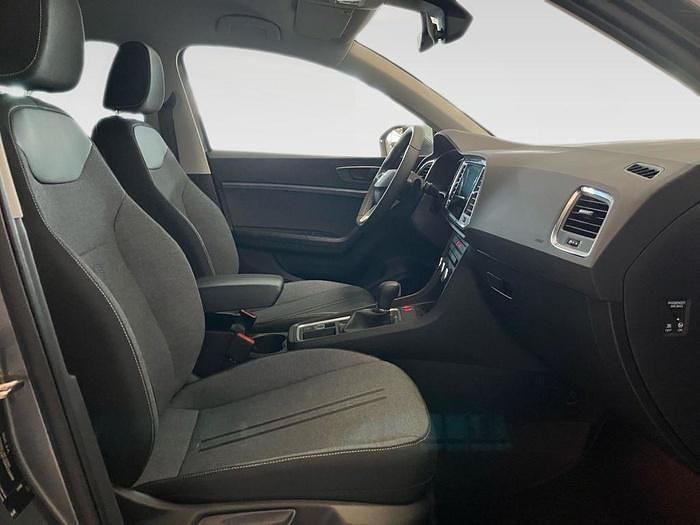 Usado Seat Ateca Style 150 HP (110 kW) 2025 Cinzento SUV