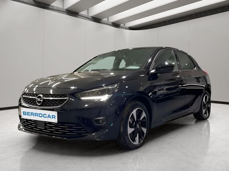 Blanco Usado 2023 Opel Corsa-e GS Line Utilitario | 17.900 € (Super precio) - Imagen 1/4