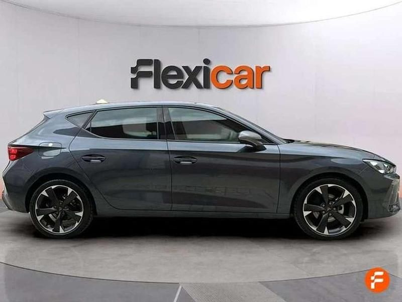 Usado Cupra Leon 204 CV (150 kW) 2025 Gris Utilitario