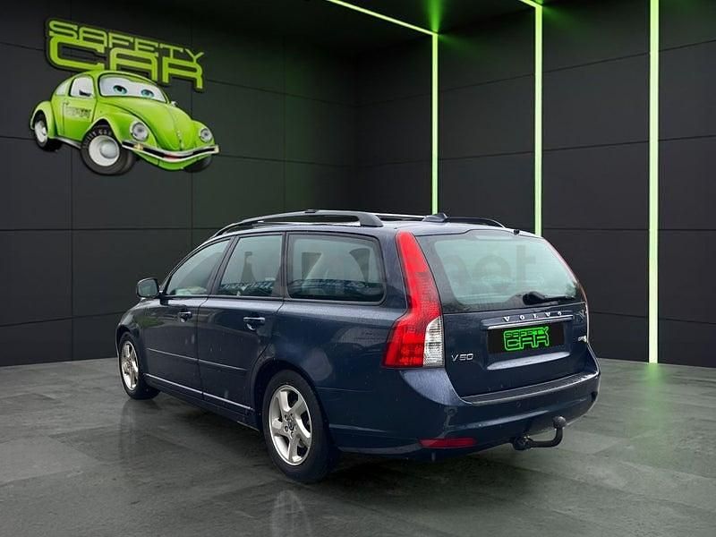 Usado Volvo V50 Business Edition 115 CV (84 kW) 2012 Azul Familiar