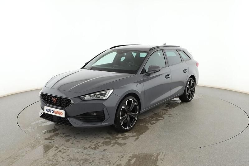 Usado Cupra Leon 245 CV (180 kW) 2022 Gris Familiar
